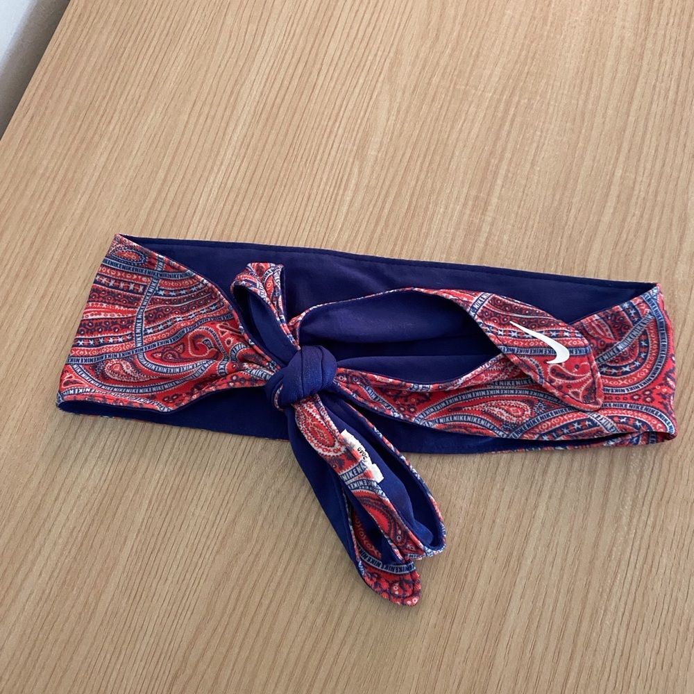 Rare Collector’s Item Nike headband bandana Dri-Fit